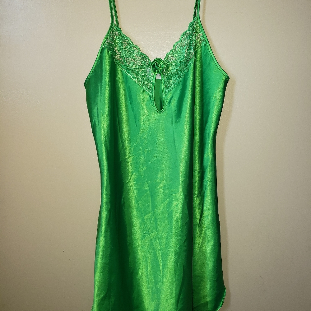 Vintage satin Nightie